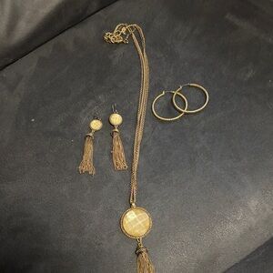 Lucky Brand Gold Tassel Necklace Set